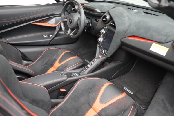New 2021 McLaren 720S Spider for sale $399,120 at Alfa Romeo of Westport in Westport CT 06880 27