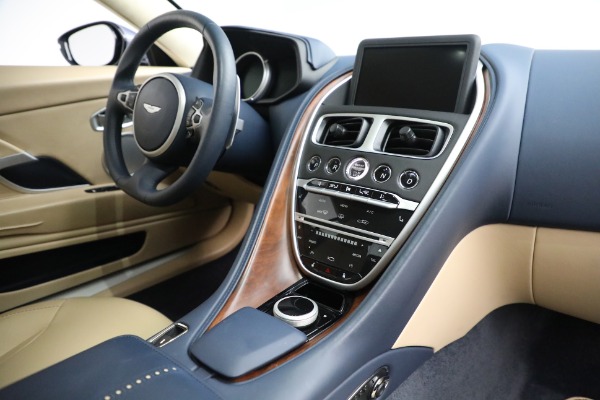 Used 2018 Aston Martin DB11 V12 for sale $164,990 at Alfa Romeo of Westport in Westport CT 06880 17