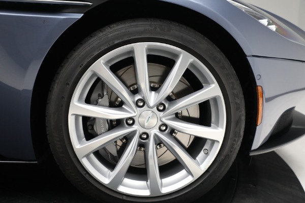 Used 2018 Aston Martin DB11 V12 for sale $164,990 at Alfa Romeo of Westport in Westport CT 06880 19