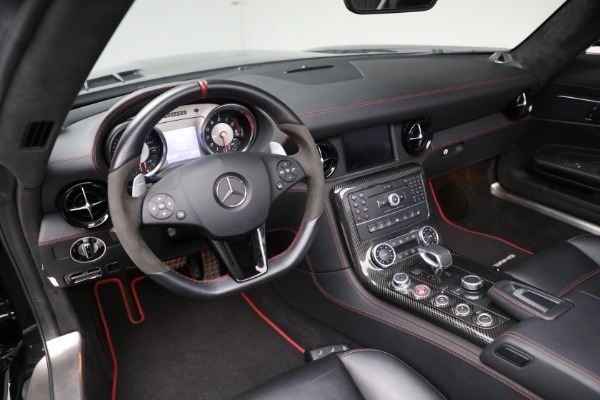 Used 2014 Mercedes-Benz SLS AMG GT for sale Sold at Alfa Romeo of Westport in Westport CT 06880 17