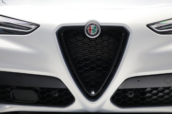 New 2022 Alfa Romeo Stelvio Sprint for sale Sold at Alfa Romeo of Westport in Westport CT 06880 26