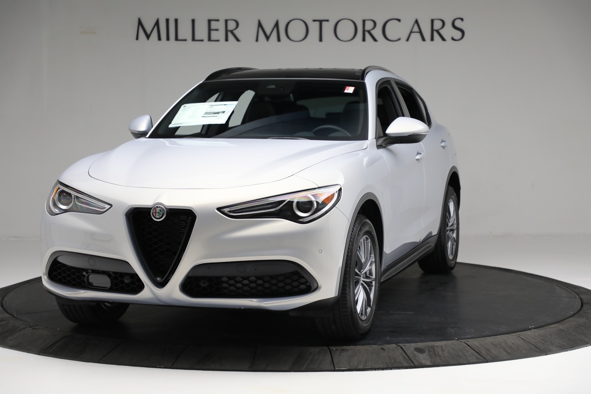 New 2022 Alfa Romeo Stelvio Sprint for sale $51,105 at Alfa Romeo of Westport in Westport CT 06880 1