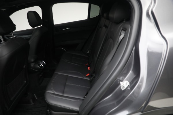 Used 2022 Alfa Romeo Stelvio Sprint for sale $29,900 at Alfa Romeo of Westport in Westport CT 06880 18