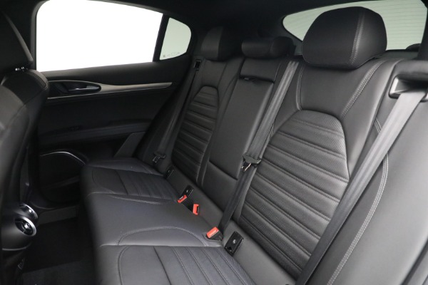 New 2022 Alfa Romeo Stelvio Veloce for sale Sold at Alfa Romeo of Westport in Westport CT 06880 23