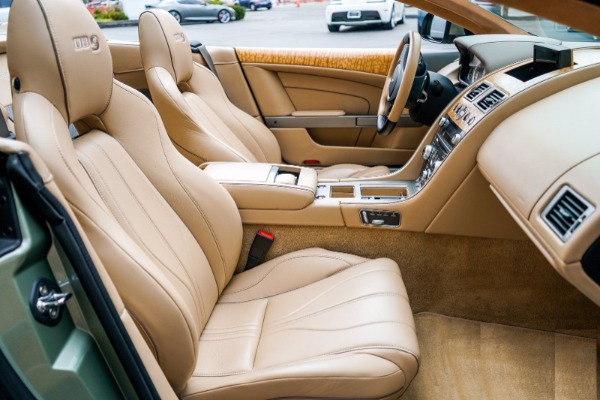 Used 2015 Aston Martin DB9 Volante for sale $119,990 at Alfa Romeo of Westport in Westport CT 06880 6