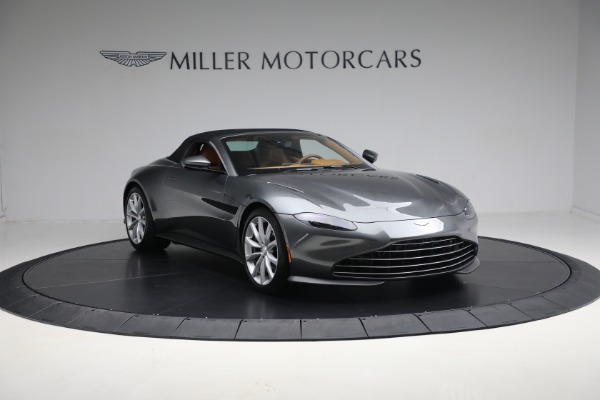 Used 2021 Aston Martin Vantage Roadster for sale Sold at Alfa Romeo of Westport in Westport CT 06880 14