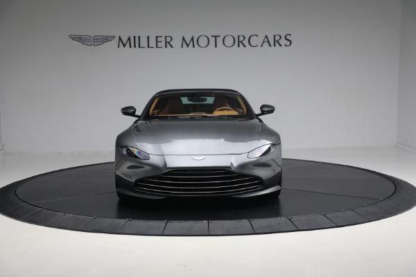 New 2021 Aston Martin Vantage Roadster for sale $174,586 at Alfa Romeo of Westport in Westport CT 06880 15