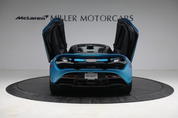 Used 2020 McLaren 720S Spider for sale Sold at Alfa Romeo of Westport in Westport CT 06880 16