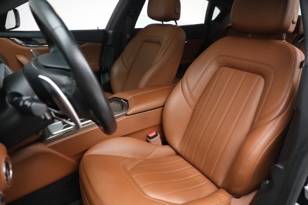 Used 2016 Maserati Quattroporte S Q4 for sale $41,900 at Alfa Romeo of Westport in Westport CT 06880 15