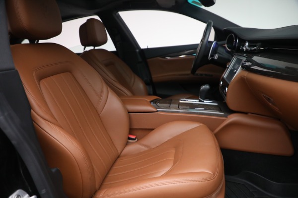 Used 2016 Maserati Quattroporte S Q4 for sale $41,900 at Alfa Romeo of Westport in Westport CT 06880 27