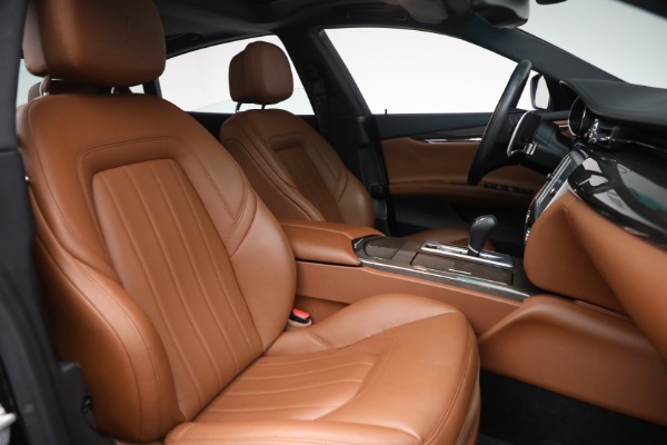 Used 2016 Maserati Quattroporte S Q4 for sale $41,900 at Alfa Romeo of Westport in Westport CT 06880 28