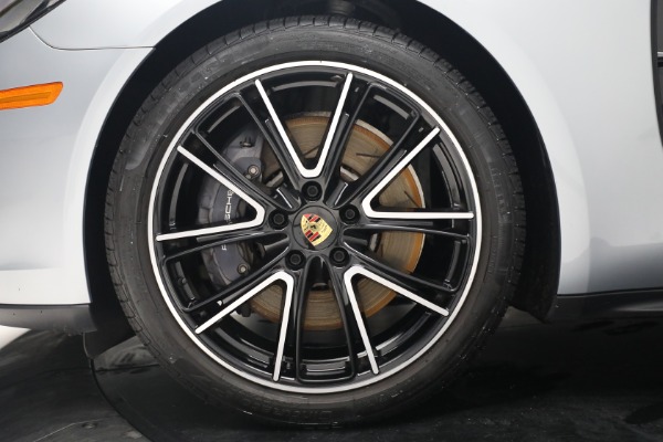 Used 2018 Porsche Panamera 4 Sport Turismo for sale Sold at Alfa Romeo of Westport in Westport CT 06880 15