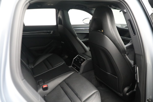 Used 2018 Porsche Panamera 4 Sport Turismo for sale Sold at Alfa Romeo of Westport in Westport CT 06880 27