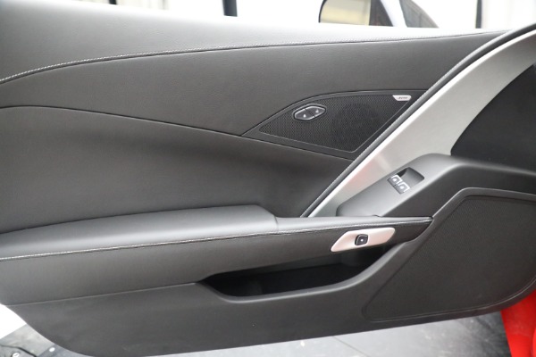 Used 2015 Chevrolet Corvette Z06 for sale $89,900 at Alfa Romeo of Westport in Westport CT 06880 28
