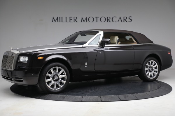 Used 2015 Rolls-Royce Phantom Drophead Coupe for sale Sold at Alfa Romeo of Westport in Westport CT 06880 15