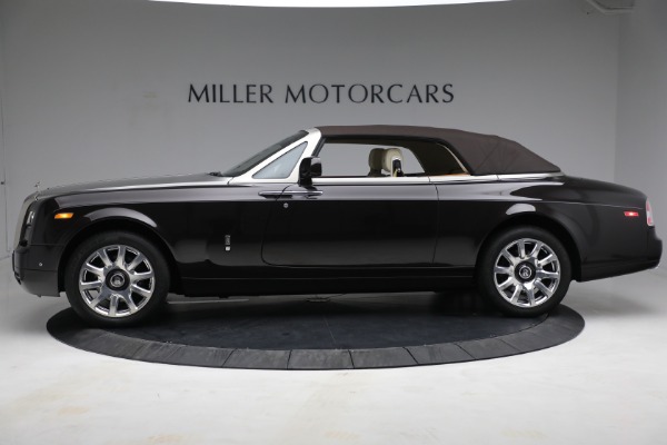 Used 2015 Rolls-Royce Phantom Drophead Coupe for sale Call for price at Alfa Romeo of Westport in Westport CT 06880 16