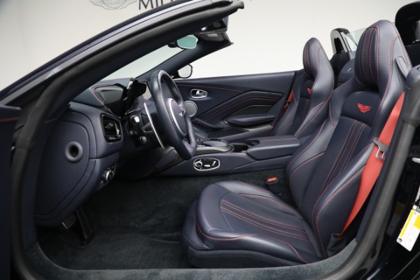 Used 2021 Aston Martin Vantage Roadster for sale $174,900 at Alfa Romeo of Westport in Westport CT 06880 20