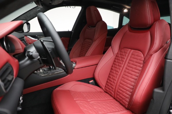 New 2022 Maserati Levante Trofeo for sale $155,045 at Alfa Romeo of Westport in Westport CT 06880 15