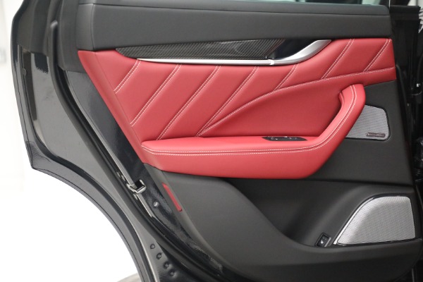 New 2022 Maserati Levante Trofeo for sale $155,045 at Alfa Romeo of Westport in Westport CT 06880 25