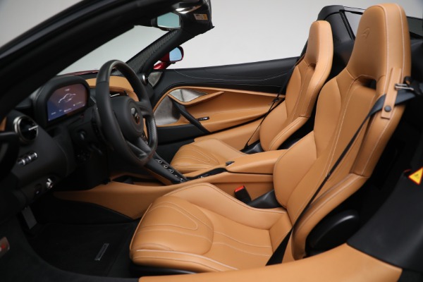 New 2022 McLaren 720S Spider for sale $382,090 at Alfa Romeo of Westport in Westport CT 06880 22