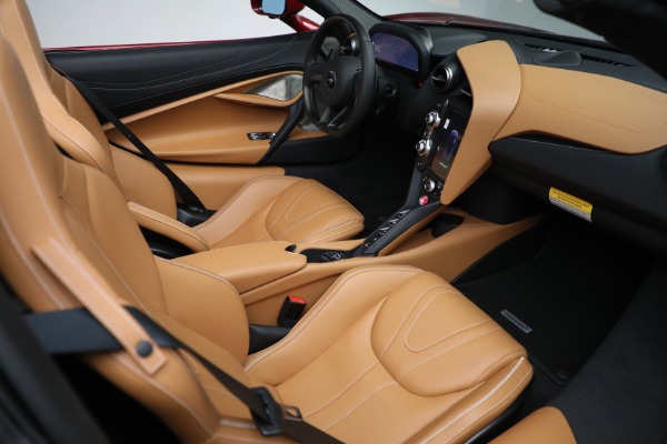 New 2022 McLaren 720S Spider for sale $382,090 at Alfa Romeo of Westport in Westport CT 06880 27