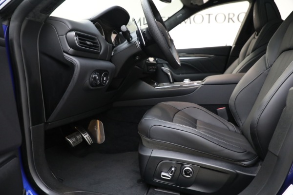 New 2022 Maserati Levante Modena for sale $84,900 at Alfa Romeo of Westport in Westport CT 06880 14