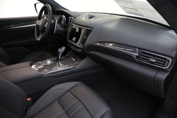 New 2022 Maserati Levante Modena for sale $84,900 at Alfa Romeo of Westport in Westport CT 06880 22