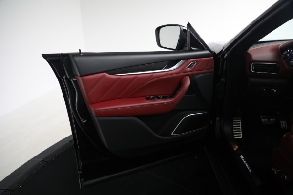 Used 2022 Maserati Levante Modena for sale Sold at Alfa Romeo of Westport in Westport CT 06880 26