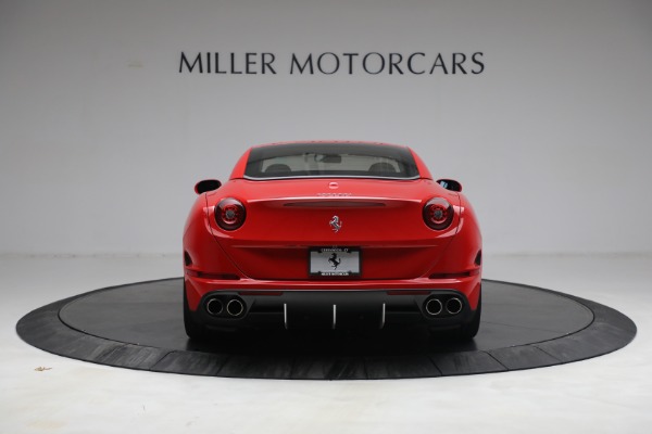 Used 2017 Ferrari California T for sale $184,900 at Alfa Romeo of Westport in Westport CT 06880 18