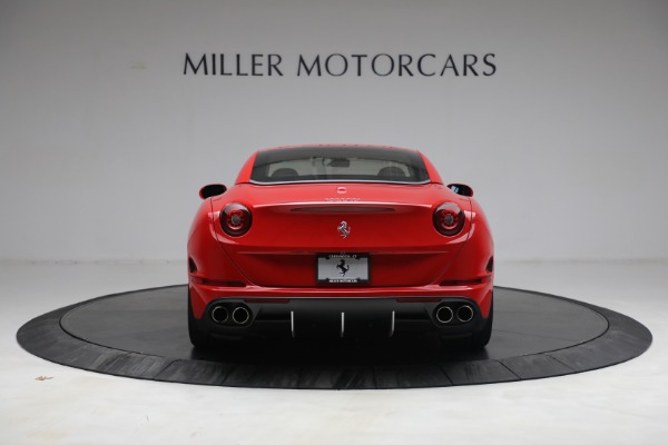 Used 2017 Ferrari California T for sale Sold at Alfa Romeo of Westport in Westport CT 06880 18