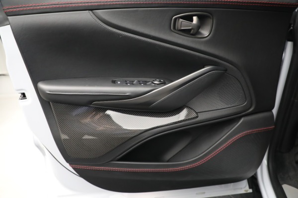 Used 2021 Aston Martin DBX for sale $209,990 at Alfa Romeo of Westport in Westport CT 06880 16