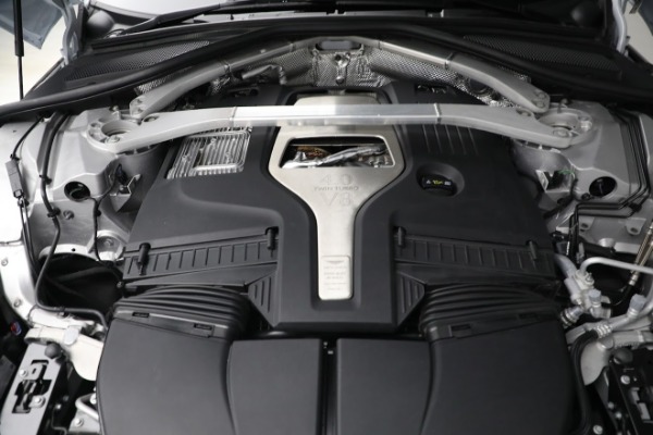 Used 2021 Aston Martin DBX for sale $209,990 at Alfa Romeo of Westport in Westport CT 06880 24