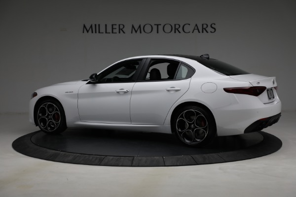 New 2022 Alfa Romeo Giulia Veloce for sale $54,985 at Alfa Romeo of Westport in Westport CT 06880 4