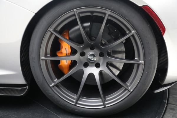 Used 2015 McLaren P1 for sale Call for price at Alfa Romeo of Westport in Westport CT 06880 17