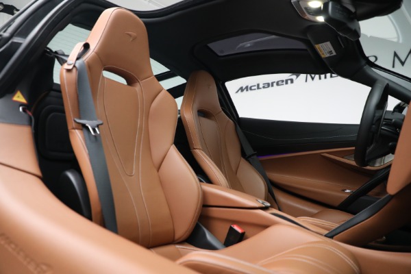 Used 2018 McLaren 720S Luxury for sale Sold at Alfa Romeo of Westport in Westport CT 06880 23