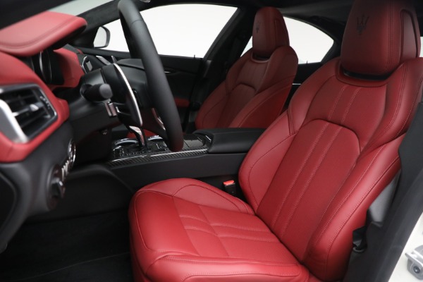 New 2022 Maserati Ghibli Modena Q4 for sale $99,755 at Alfa Romeo of Westport in Westport CT 06880 14