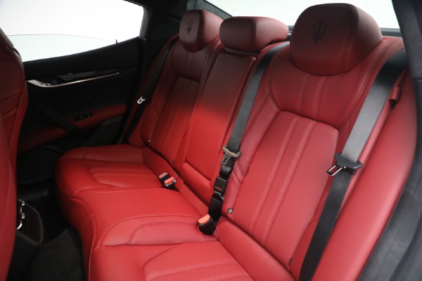 New 2022 Maserati Ghibli Modena Q4 for sale $99,755 at Alfa Romeo of Westport in Westport CT 06880 21