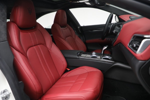 New 2022 Maserati Ghibli Modena Q4 for sale $99,755 at Alfa Romeo of Westport in Westport CT 06880 27