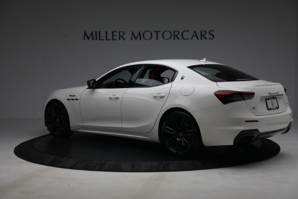 New 2022 Maserati Ghibli Modena Q4 for sale $99,755 at Alfa Romeo of Westport in Westport CT 06880 4