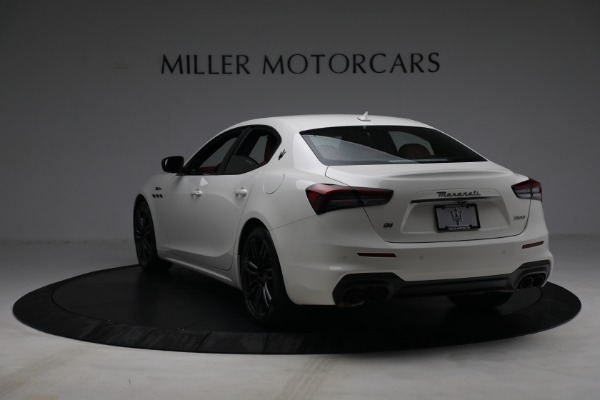 New 2022 Maserati Ghibli Modena Q4 for sale $99,755 at Alfa Romeo of Westport in Westport CT 06880 5