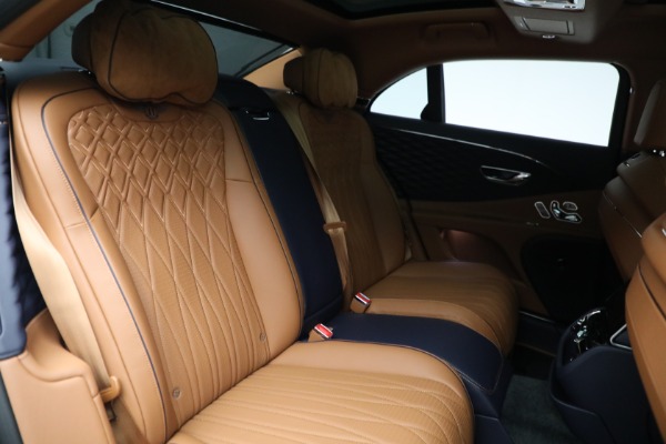 Used 2022 Bentley Flying Spur W12 for sale $299,900 at Alfa Romeo of Westport in Westport CT 06880 28
