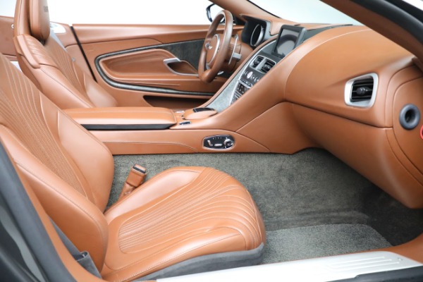 Used 2019 Aston Martin DB11 Volante for sale $182,990 at Alfa Romeo of Westport in Westport CT 06880 21
