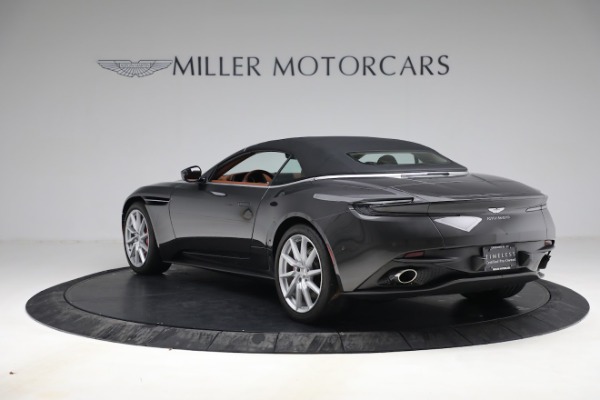 Used 2019 Aston Martin DB11 Volante for sale $182,990 at Alfa Romeo of Westport in Westport CT 06880 25