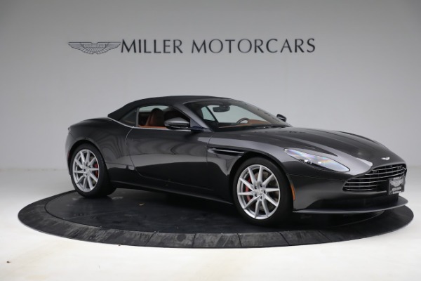 Used 2019 Aston Martin DB11 Volante for sale $182,990 at Alfa Romeo of Westport in Westport CT 06880 28