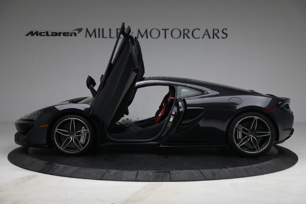 Used 2018 McLaren 570GT for sale Sold at Alfa Romeo of Westport in Westport CT 06880 16