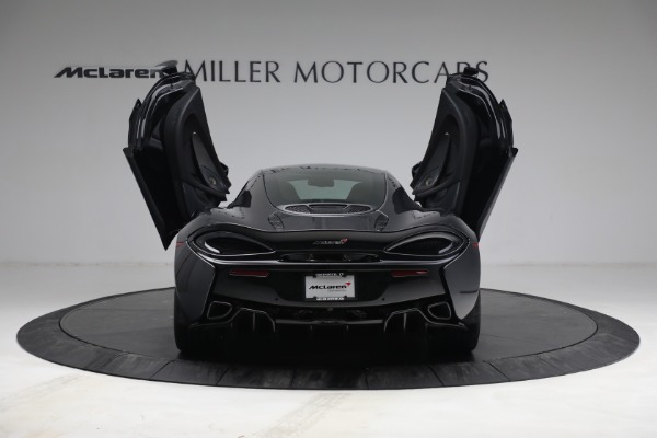 Used 2018 McLaren 570GT for sale Sold at Alfa Romeo of Westport in Westport CT 06880 19