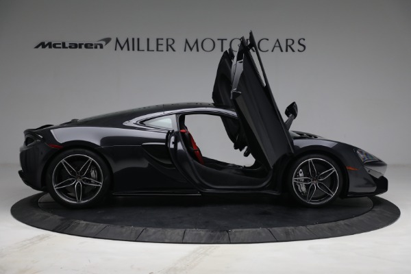 Used 2018 McLaren 570GT for sale Sold at Alfa Romeo of Westport in Westport CT 06880 22