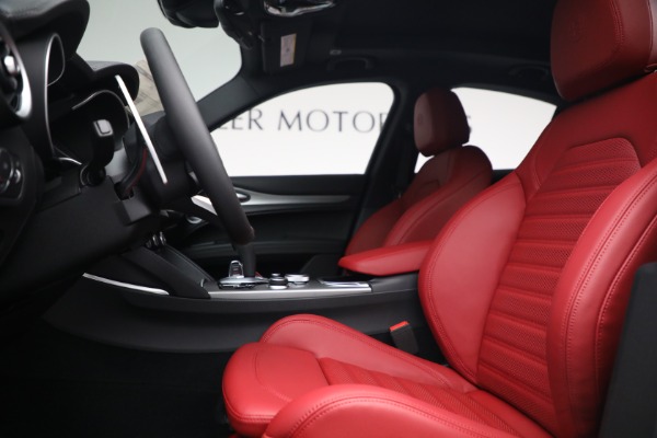 New 2022 Alfa Romeo Stelvio Veloce for sale Sold at Alfa Romeo of Westport in Westport CT 06880 14