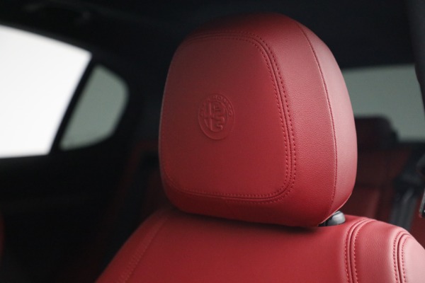 New 2022 Alfa Romeo Stelvio Veloce for sale Sold at Alfa Romeo of Westport in Westport CT 06880 16