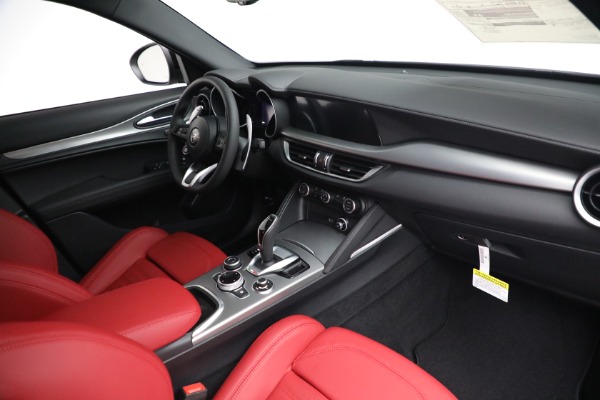New 2022 Alfa Romeo Stelvio Veloce for sale Sold at Alfa Romeo of Westport in Westport CT 06880 19